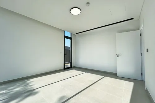 4 Bedrooms Villa in Robinia