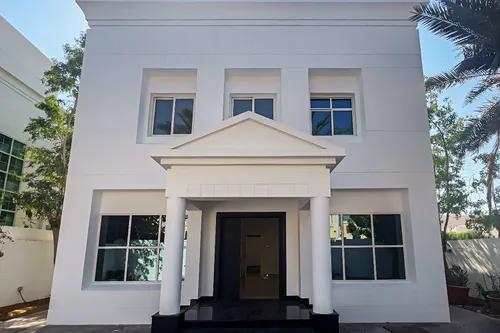 4 Bedrooms Villa in Al Manara
