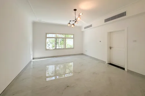 4 Bedrooms Villa in Al Manara
