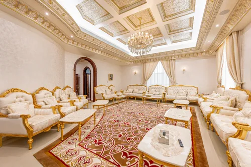 5 Bedrooms Villa in Al Rahmaniya 1