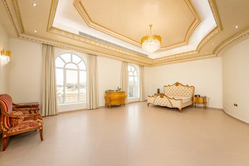 5 Bedrooms Villa in Al Rahmaniya 1