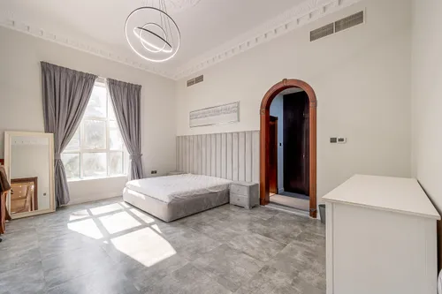 5 Bedrooms Villa in Al Rahmaniya 1