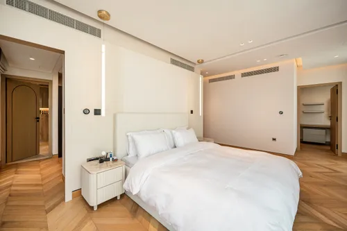 4 Bedrooms Villa in Jumeirah 2 Villas