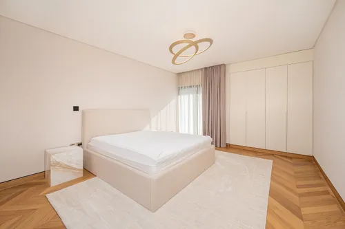 4 Bedrooms Villa in Jumeirah 2 Villas