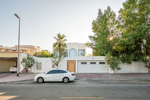 4 Bedrooms Villa in Jumeirah 2 Villas