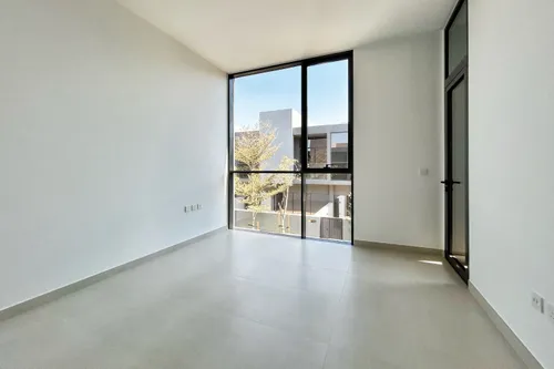 3 Bedrooms Townhouse in Robinia