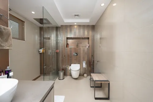 4 Bedrooms Villa in Entertainment Foyer