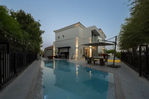 4 Bedrooms Villa in Entertainment Foyer