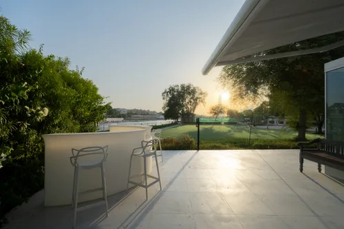 4 Bedrooms Villa in Entertainment Foyer