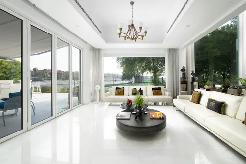 4 Bedrooms Villa in Entertainment Foyer