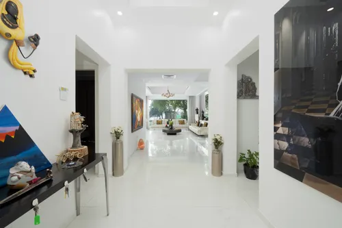 4 Bedrooms Villa in Entertainment Foyer