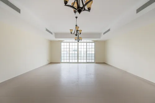 6 Bedrooms Villa in Al Warqa'a 4