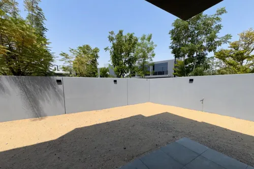 4 Bedrooms Townhouse in Kaya
