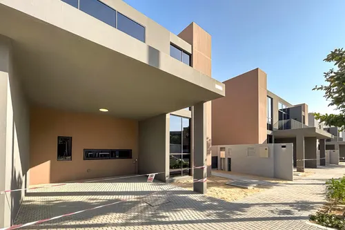 4 Bedrooms Townhouse in Masaar Azalea
