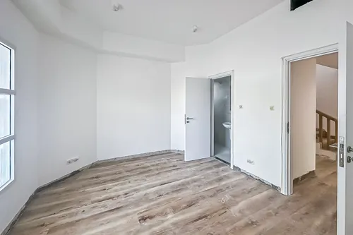 5 Bedrooms Villa in Jumeirah 1 Villas