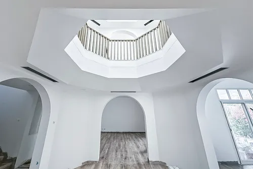 5 Bedrooms Villa in Jumeirah 1 Villas