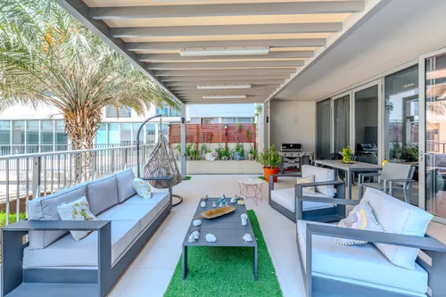 3 Bedrooms Apartment in Building C