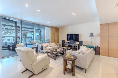 3 Bedrooms Apartment in Building C