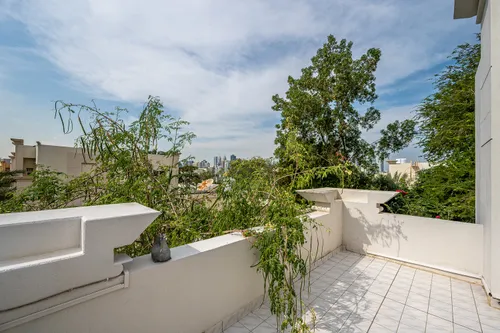 5 Bedrooms Villa in Al Barsha 3 Villas