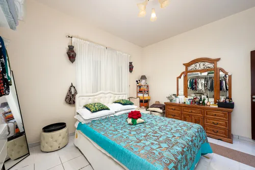 5 Bedrooms Villa in Al Barsha 3 Villas