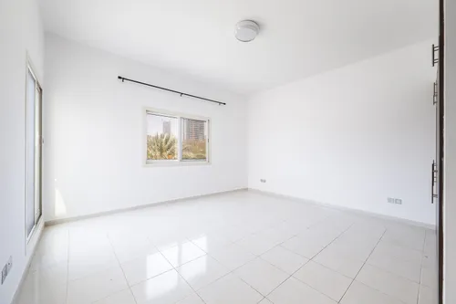 4 Bedrooms Villa in Nakheel Villas