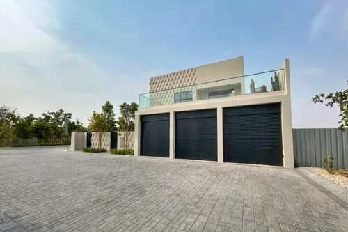 3 Bedrooms Townhouse in Hayyan