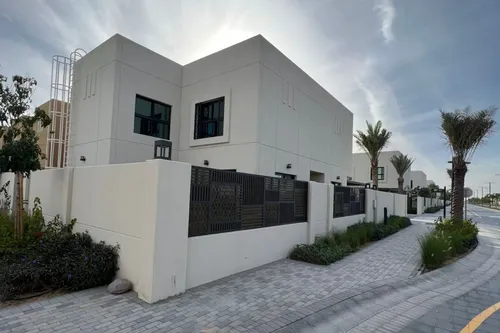 4 Bedrooms Townhouse in Sharjah Sustainable City