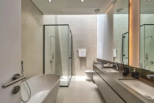 5 Bedrooms Townhouse in Tilal City A