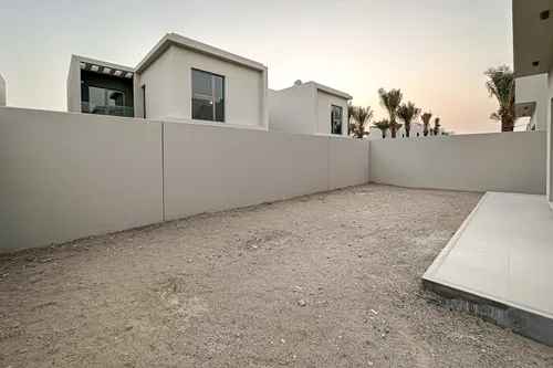 3 Bedrooms Villa in Uptown Al Zahia