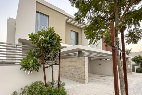 3 Bedrooms Villa in Uptown Al Zahia