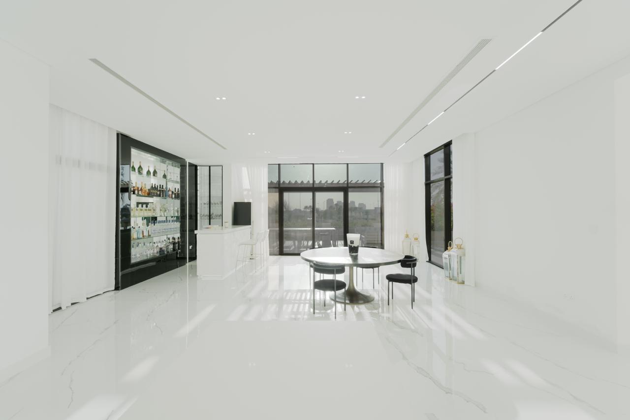 5 Bedrooms Villa in Picadilly Green