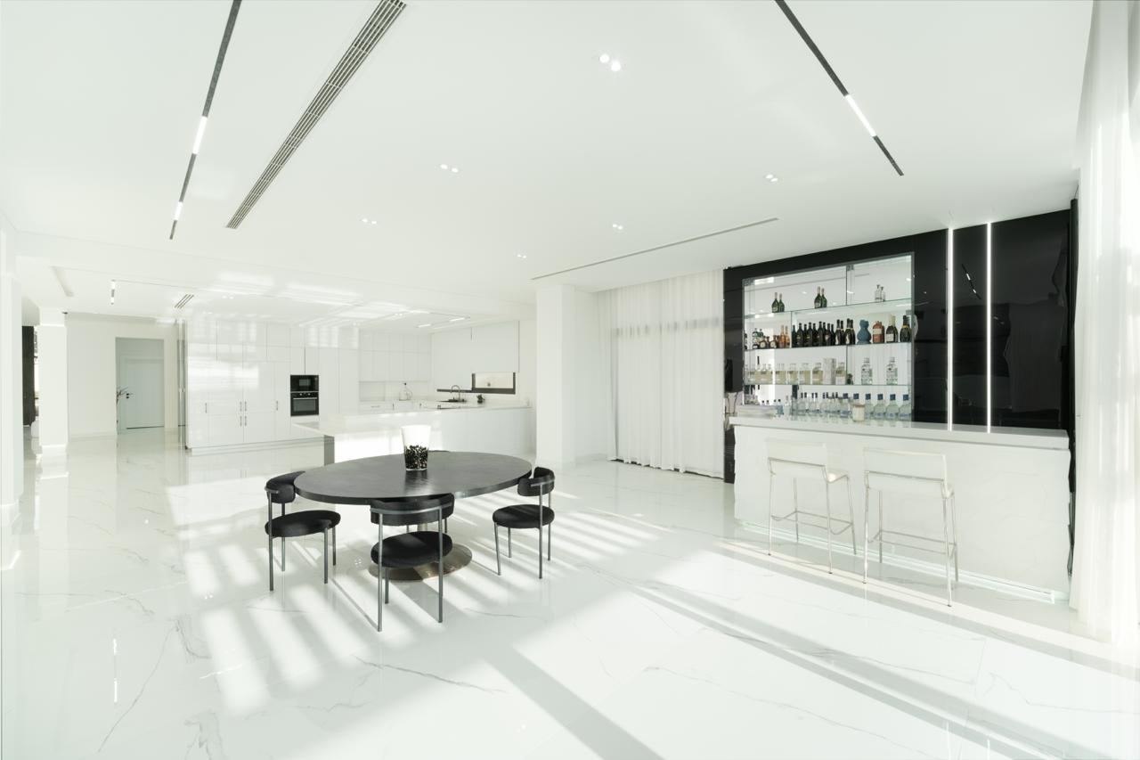 5 Bedrooms Villa in Picadilly Green