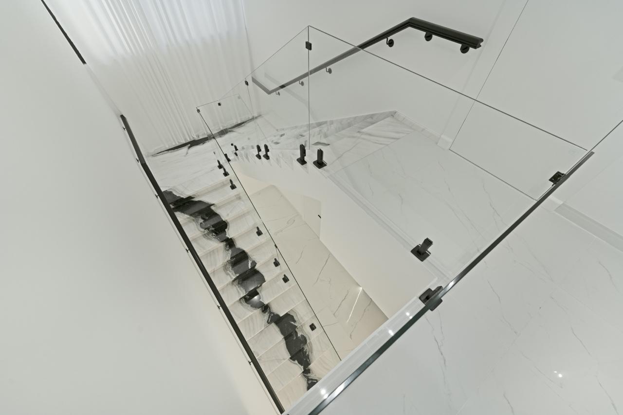 5 Bedrooms Villa in Picadilly Green