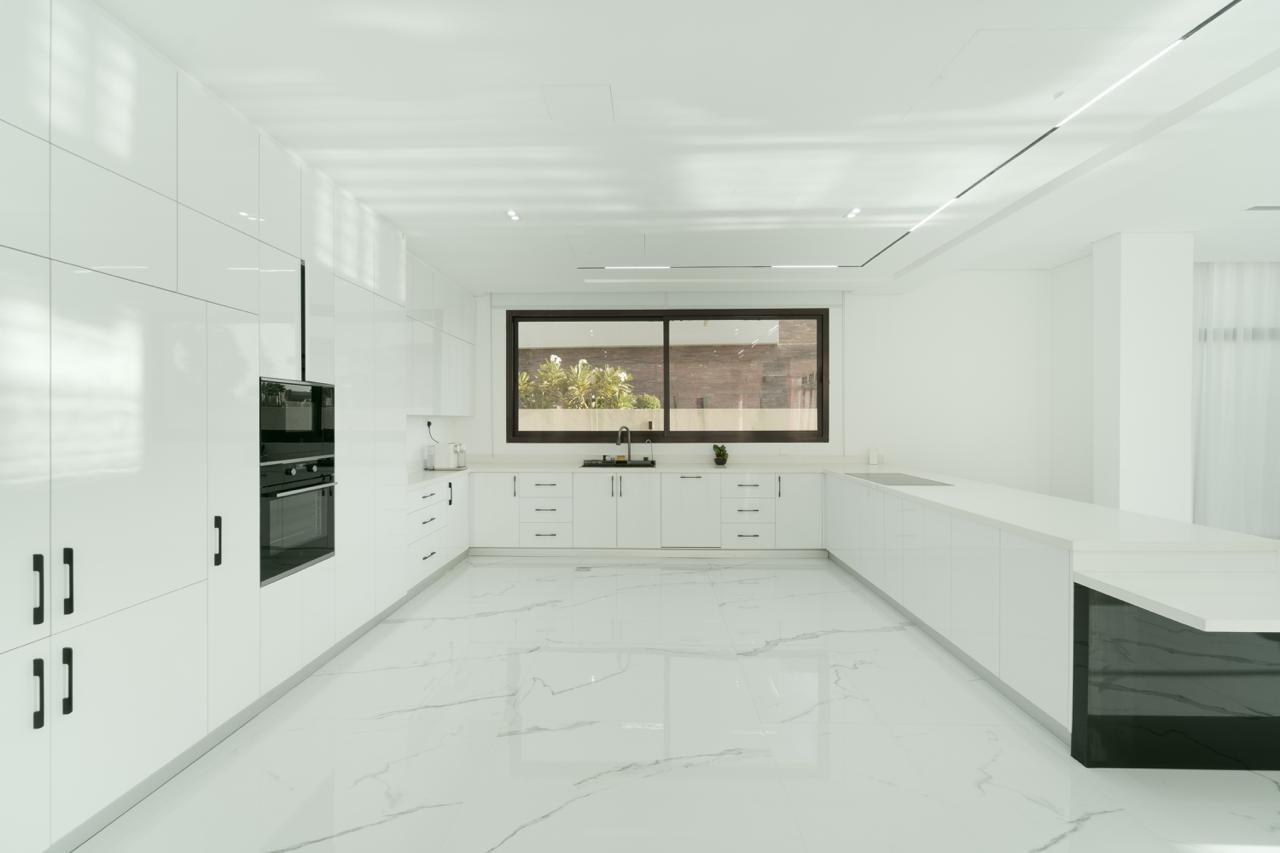 5 Bedrooms Villa in Picadilly Green