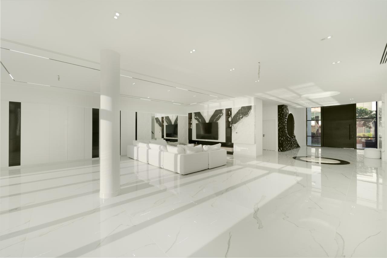 5 Bedrooms Villa in Picadilly Green