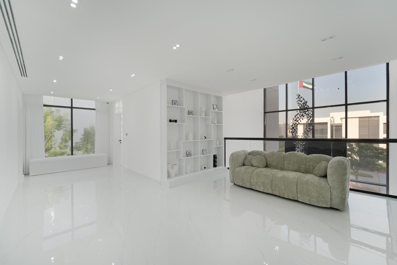 5 Bedrooms Villa in Picadilly Green