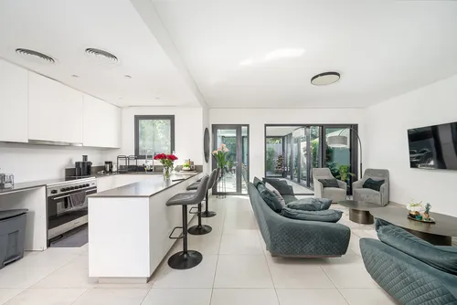 3 Bedrooms Villa in Sarab 2