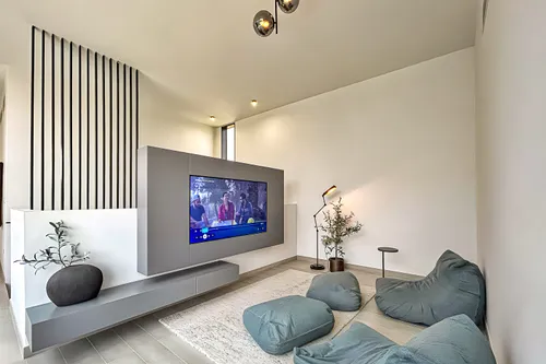 4 Bedrooms Villa in Azalea