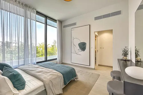 4 Bedrooms Villa in Azalea