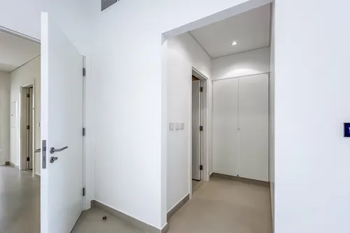 3 Bedrooms Townhouse in Sendian