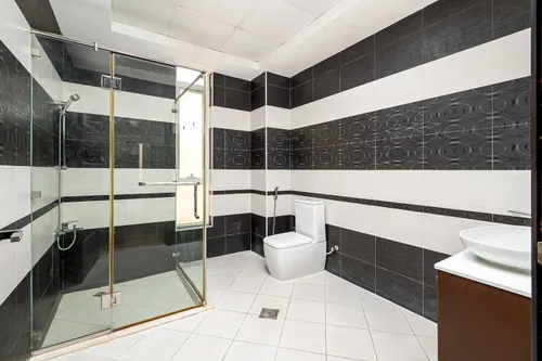 5 Bedrooms Villa in Al Rahmaniya 1