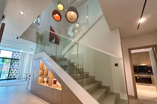 6 Bedrooms Villa in Hayyan