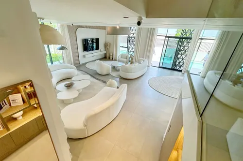 6 Bedrooms Villa in Hayyan