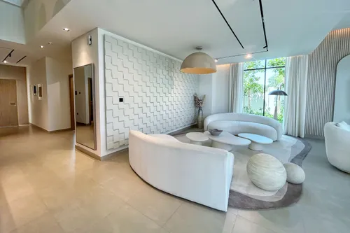 6 Bedrooms Villa in Hayyan
