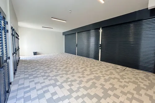 6 Bedrooms Villa in Hayyan