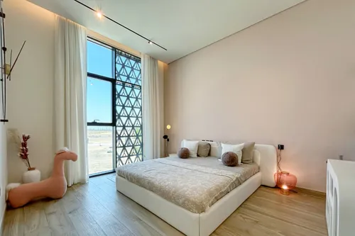 6 Bedrooms Villa in Hayyan