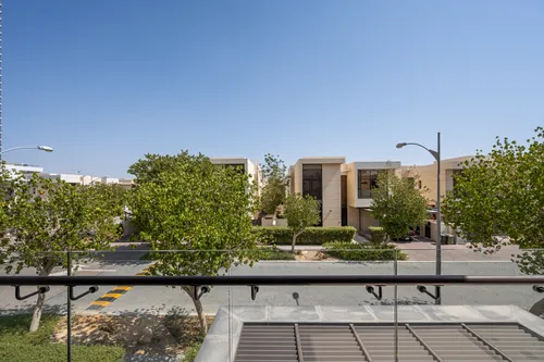 5 Bedrooms Villa in Brookfield 3