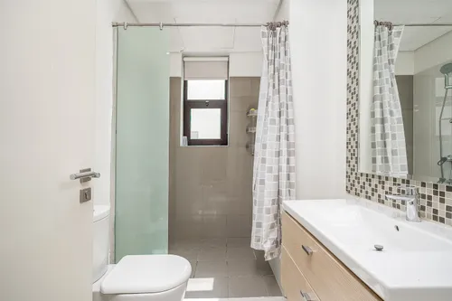 5 Bedrooms Villa in Brookfield 3