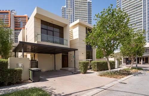 Independent Villa | Vacant Now | Corner Unit