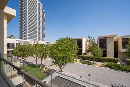 5 Bedrooms Villa in Brookfield 3